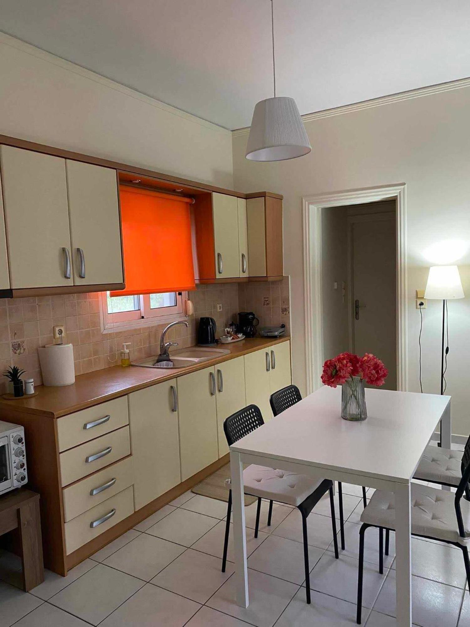 Nav Apart, Salamina Apartment *
